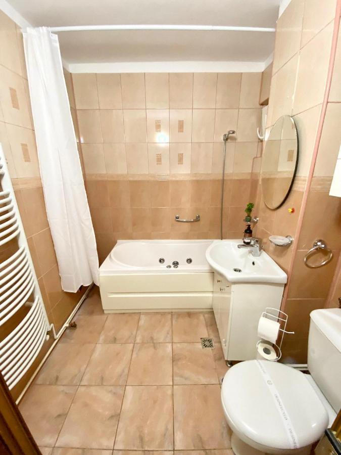 Jad - Familiy 4 Rooms Apartment - Near Forest - Racadau Brașov Exterior foto